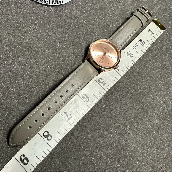 Ladies monroe by maestro quartz watch rose gold tone gray leather straps working - Picture 5 of 7